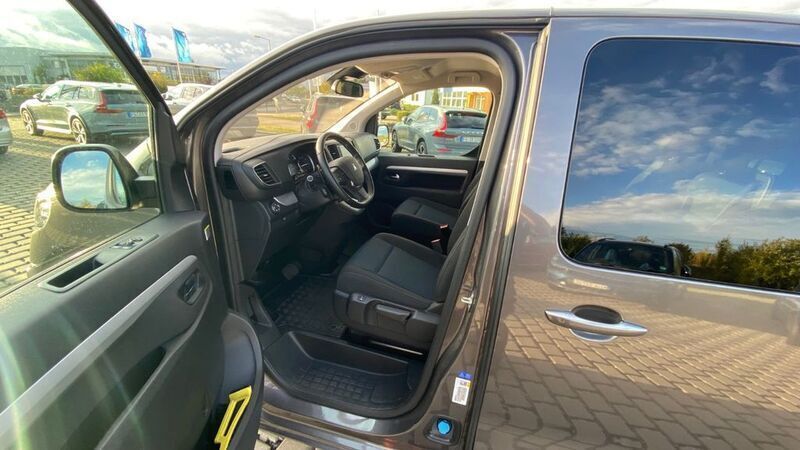 Gebraucht Peugeot Traveller Active 177 PS (130 kW) 2023 Grau Van / Kleinbus