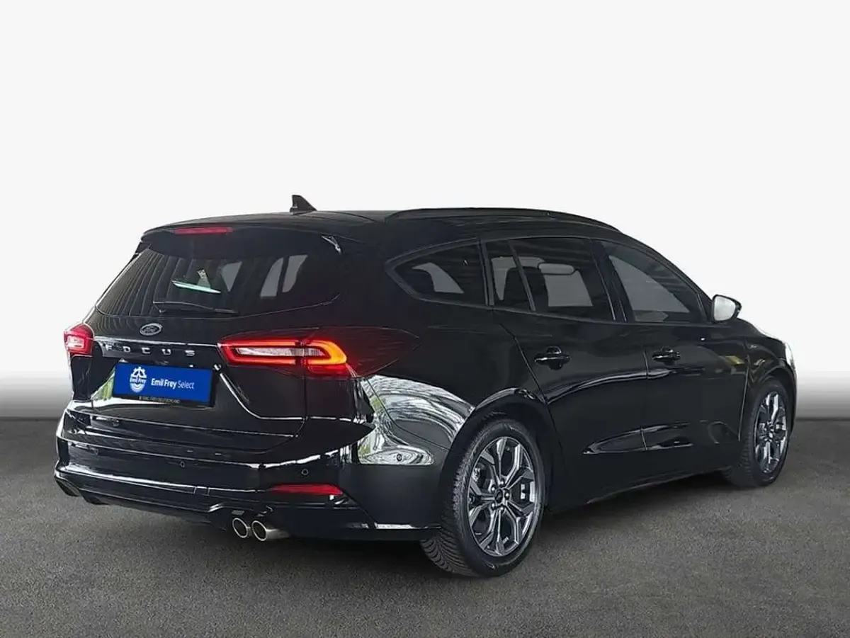 Gebraucht Ford Focus ST-Line X 155 PS (114 kW) 2025 Agate black metallic Kombi