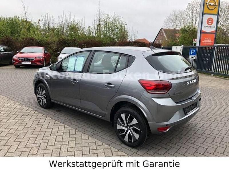 Nowe Dacia Sandero Expression 91 KM (66 kW) 2025 Szary Hatchback