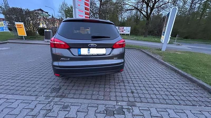 Używany Ford Focus Titanium 125 KM (91 kW) 2015 Kombi