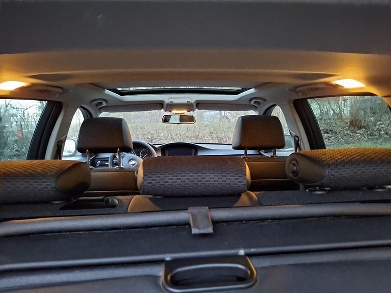 Gebraucht BMW 330 245 PS (180 kW) 2008 Grau Kombi