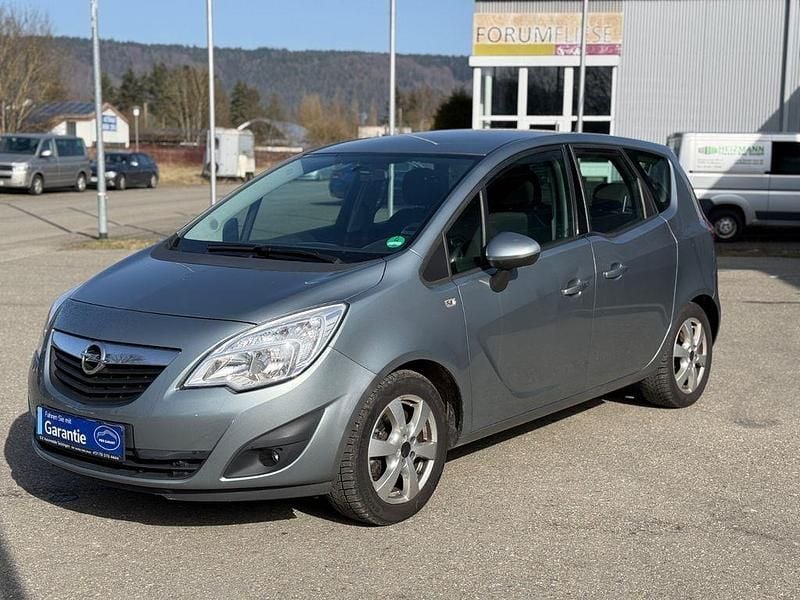 Gebraucht Opel Meriva Edition 140 PS (102 kW) 2010 Silber Van / Kleinbus