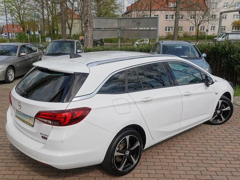 Gebraucht Opel Astra 160 PS (117 kW) 2016 Weiß Kombi