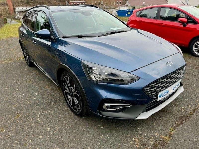 Usata Ford Focus Active 150 CV (110 kW) 2019 Blu Station wagon