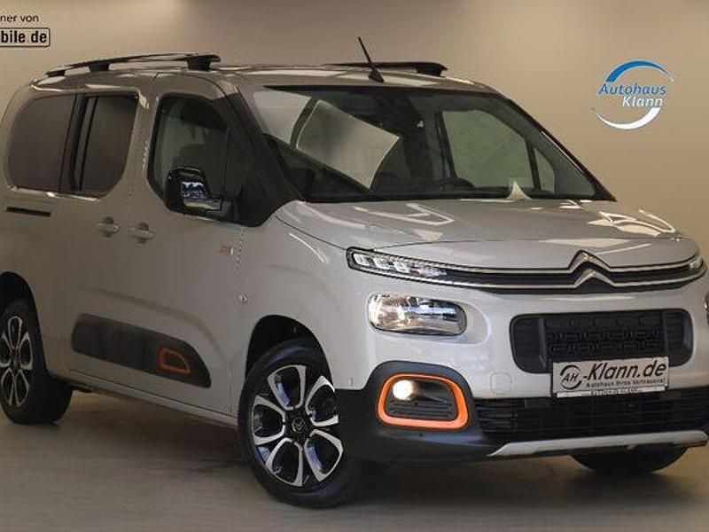 Beige Gebraucht 2020 Citroën Berlingo XTR Van / Kleinbus | 23.999 € (Etwas zu teuer) - Bild 1/4