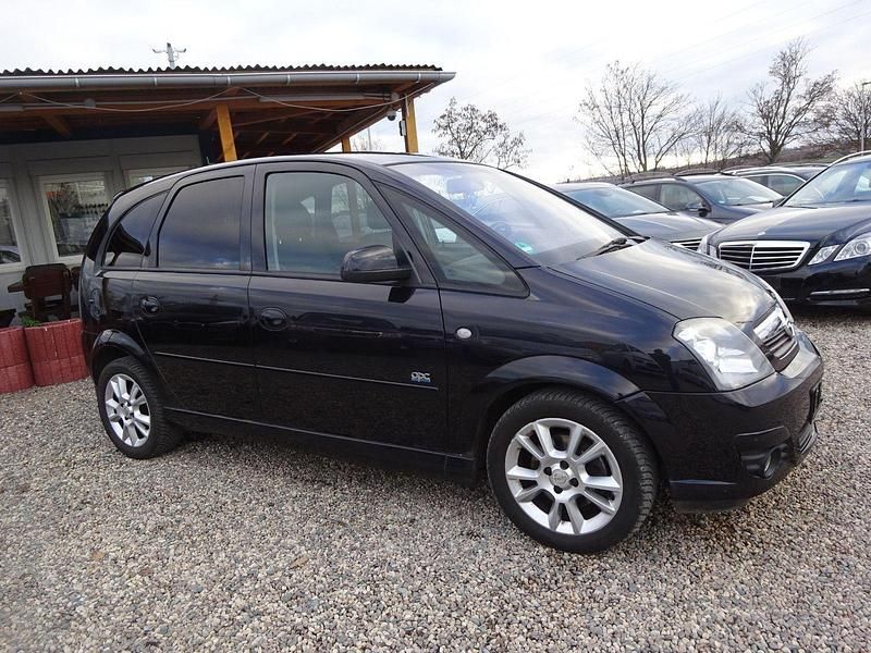 Gebraucht Opel Meriva Innovation 105 PS (77 kW) 2010 Schwarz Van / Kleinbus