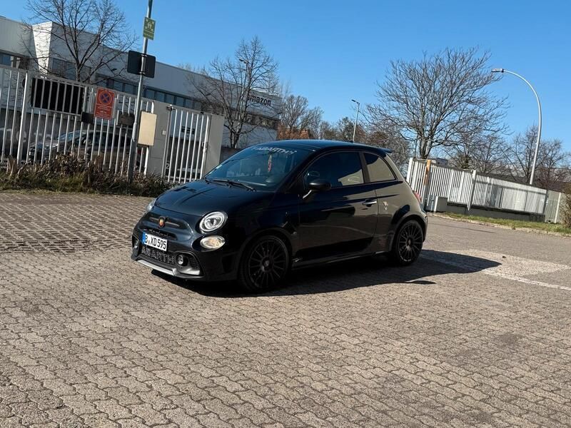 Schwarz Gebraucht 2018 Abarth 595 Competizione Kleinwagen | 14.500 € (Guter Preis) - Bild 1/4