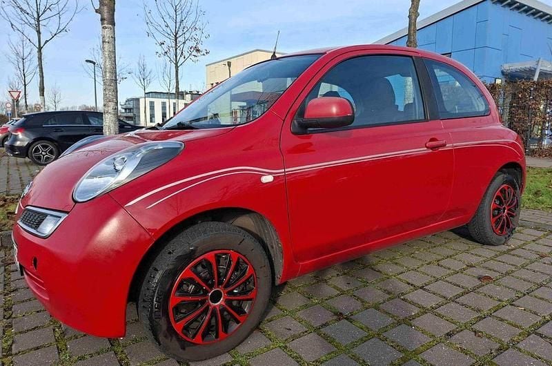 Rot Gebraucht 2010 Nissan Micra Limousine | 2.200 € (Guter Preis) - Bild 1/4