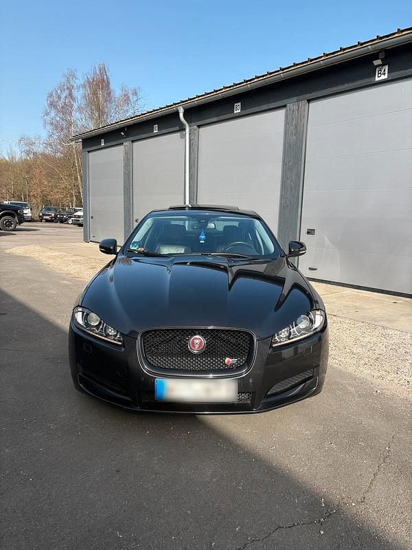 Gebraucht Jaguar XF S 275 PS (202 kW) 2015 Limousine