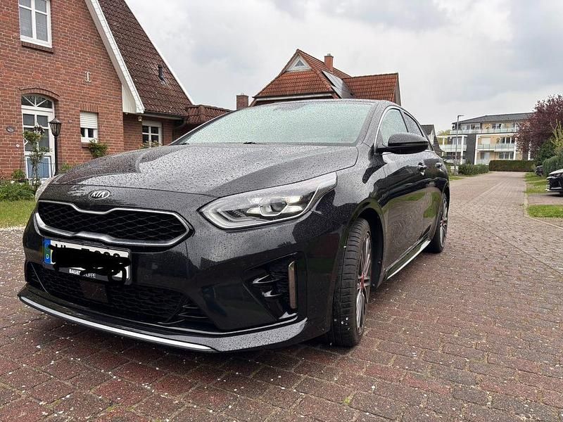 Gebraucht Kia ProCeed 136 PS (100 kW) 2021 Schwarz Kombi
