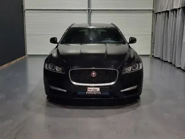 Gebraucht Jaguar XF R-Sport 180 PS (132 kW) 2018 Narvik black Kombi