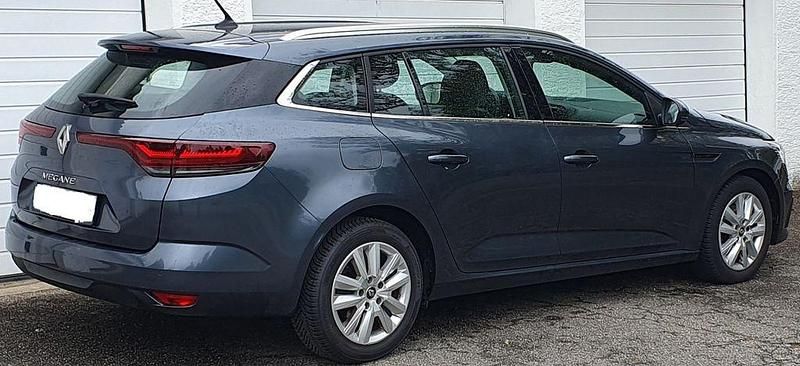 Gebraucht Renault Mégane IV Business 116 PS (85 kW) 2023 Grau Limousine