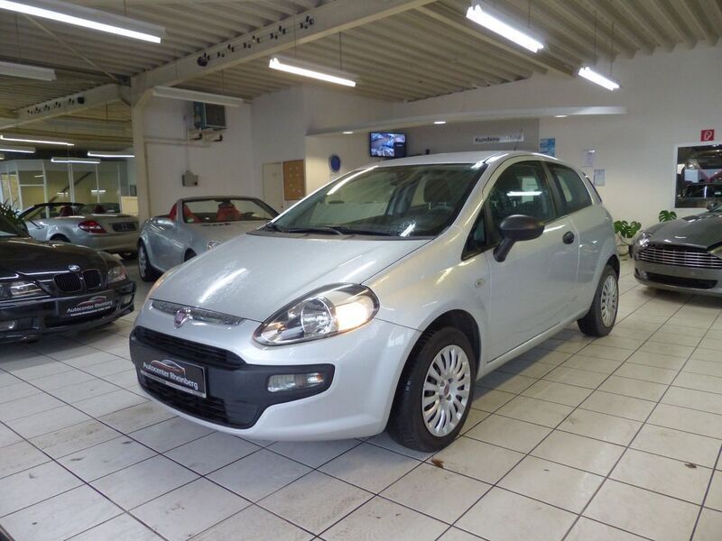Tundragruen met Gebraucht 2010 Fiat Punto Evo Active Kleinwagen | 4.500 € (Teuer) - Bild 1/4