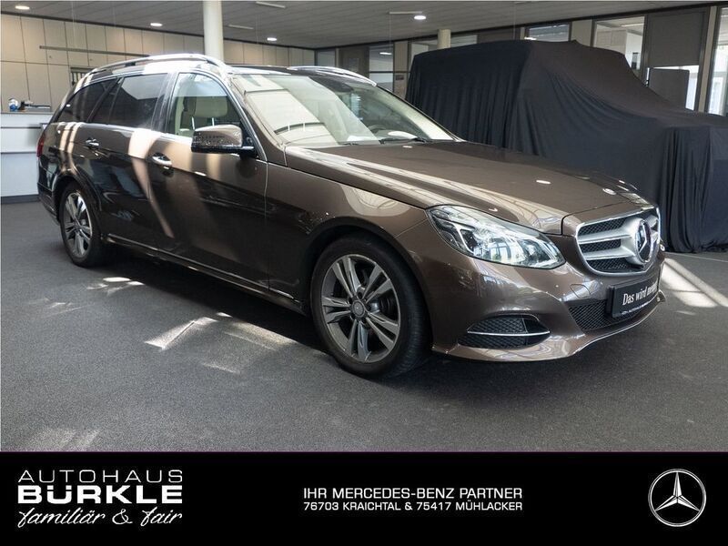 Braun Gebraucht 2013 Mercedes E250 Avantgarde Limousine | 17.740 € (Etwas zu teuer) - Bild 1/4