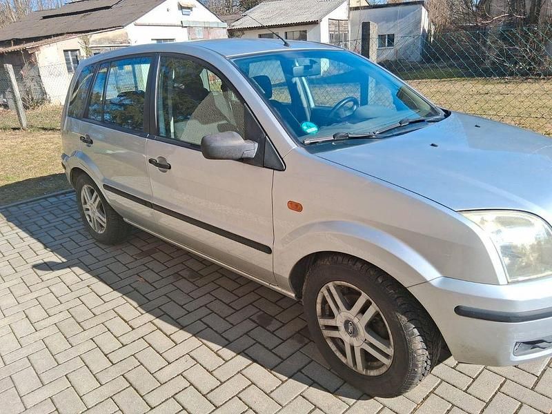 Gebraucht Ford Fusion Trend 58 PS (42 kW) 2003 Grau Kleinwagen