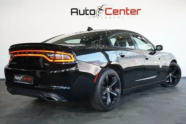 Używany Dodge Charger 405 KM (297 kW) 2017 Czarny Sedan/Limuzyna