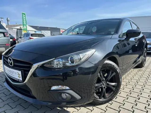 Schwarz Gebraucht 2015 Mazda 3 Center-Line Limousine | 7.490 € (Fairer Preis) - Bild 1/3