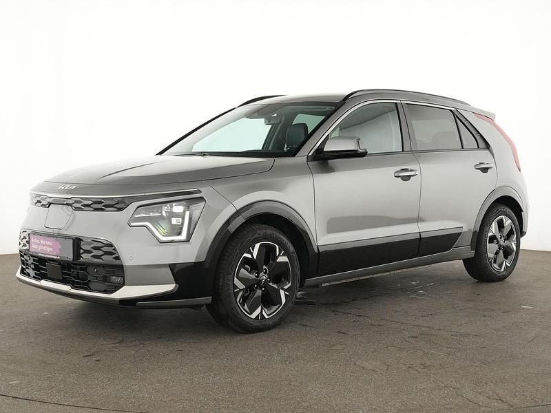 Stahlgrau Gebraucht 2023 Kia e-Niro Spirit SUV | 25.949 € (Guter Preis) - Bild 1/4