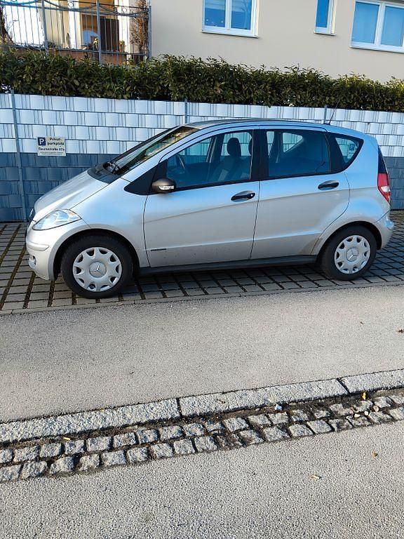 Gebraucht Mercedes A180 Classic 109 PS (80 kW) 2007 Grau Van / Kleinbus