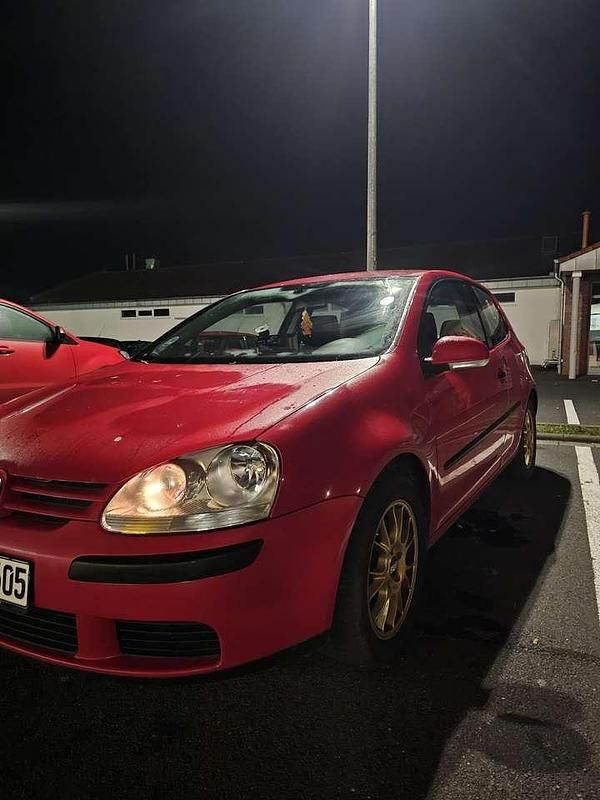 Gebraucht VW Golf IV Trendline 75 PS (55 kW) 2004 Rot Limousine