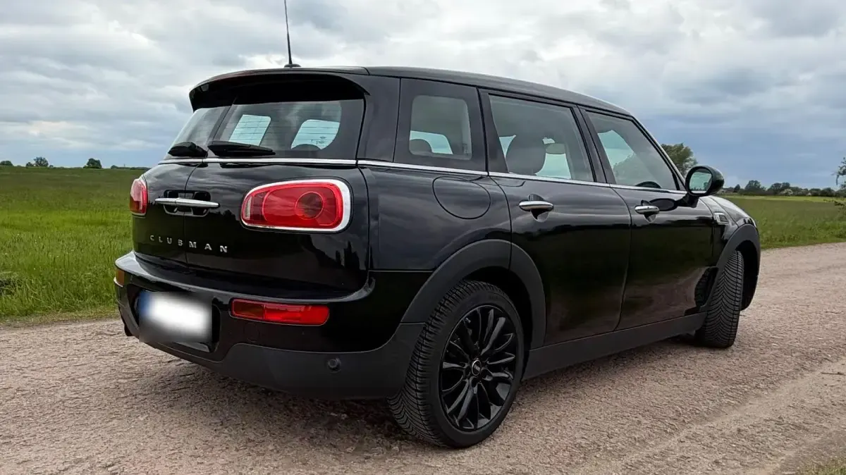 Gebraucht Mini One D 116 PS (85 kW) 2018 Schwarz Kleinwagen