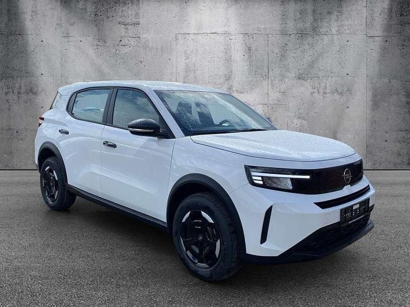 Neu Opel Frontera 145 PS (106 kW) 2026 White arktis SUV