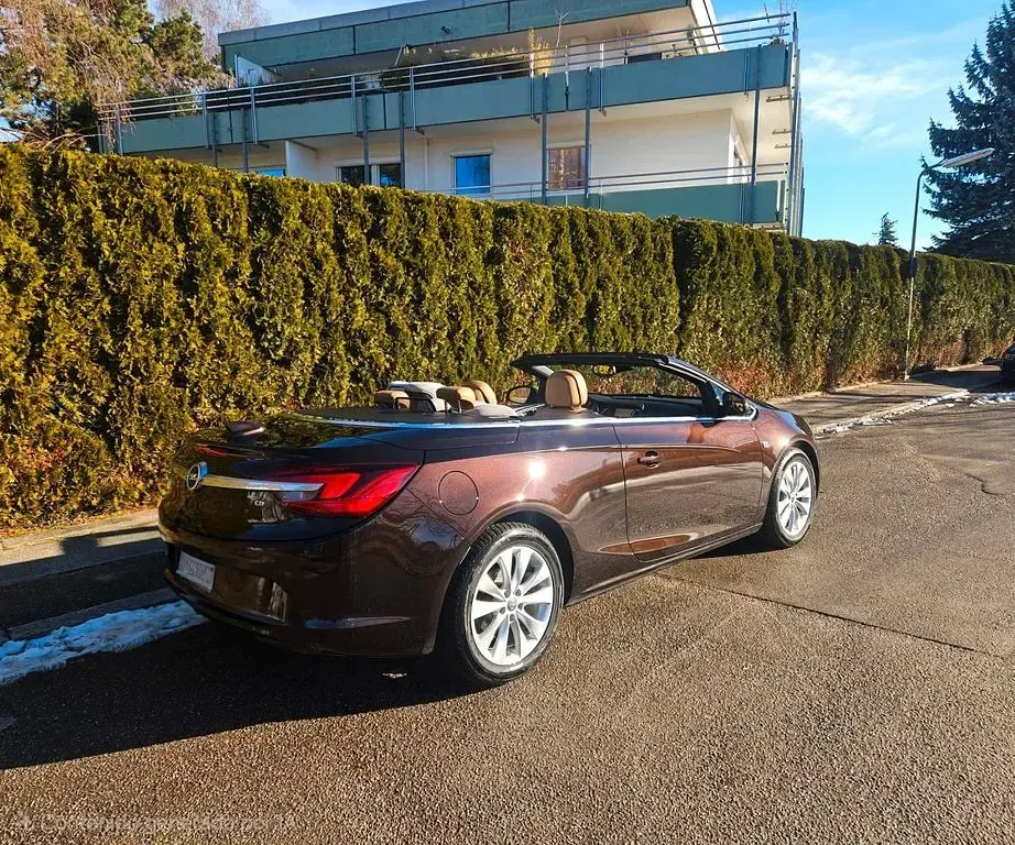 Occasion Opel Cascada 170 ch (125 kW) 2016 Marron Cabriolet