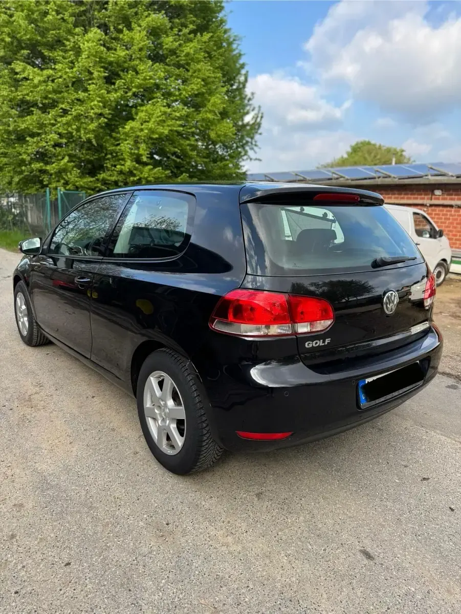 Usata VW Golf VI 80 CV (58 kW) 2009 Nero Utilitaria