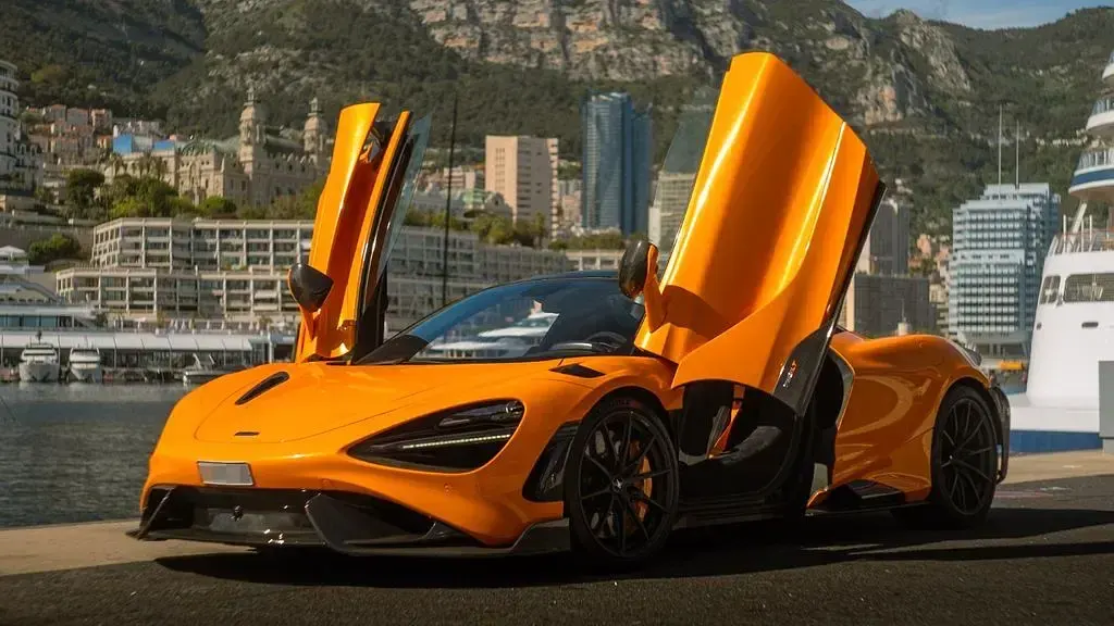 Gebraucht McLaren 765LT 751 PS (552 kW) 2023 Orange Cabrio
