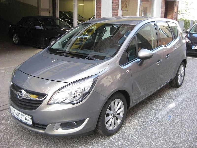 Gebraucht Opel Meriva Style 120 PS (88 kW) 2014 Muskatgrau/muskat braun(m2) Van / Kleinbus
