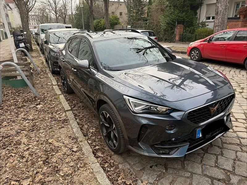 Gebraucht Cupra Formentor Basis 190 PS (139 kW) 2023 Grau SUV