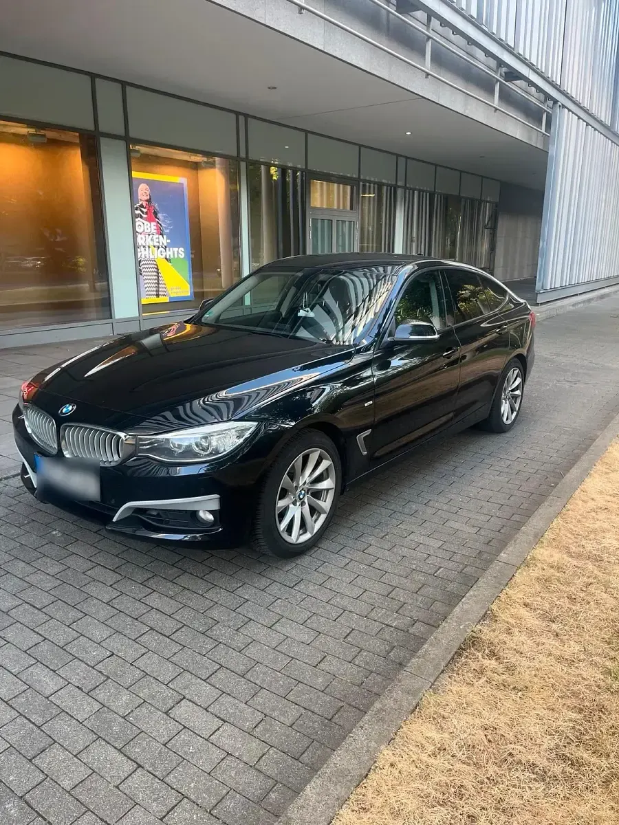 Gebraucht BMW 320 Gran Turismo 184 PS (135 kW) 2014 Schwarz Coupé