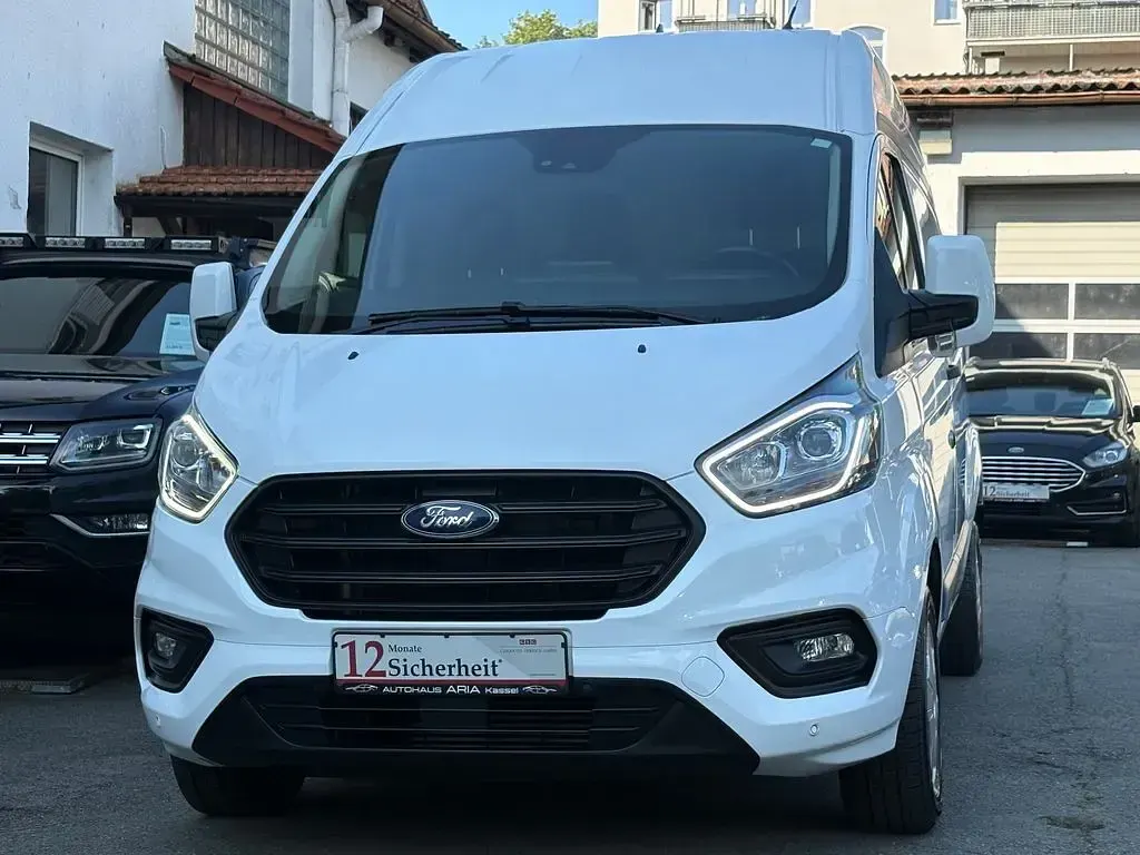 Gebraucht Ford Transit Custom 105 PS (77 kW) 2022 Weiß Pickup