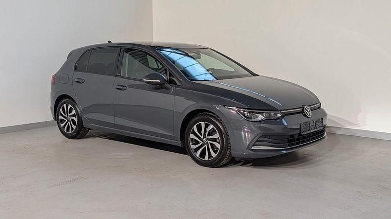 Gebraucht VW Golf VIII Active 150 PS (110 kW) 2022 Grau Limousine