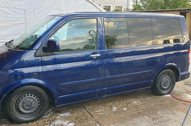 Second-hand VW T5 176 CP (129 kW) 2007 Albastru Van