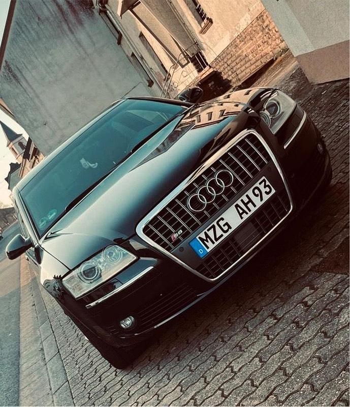 Schwarz Gebraucht 2007 Audi A8 Ambiente Limousine | 6.550 € (Superpreis) - Bild 1/4