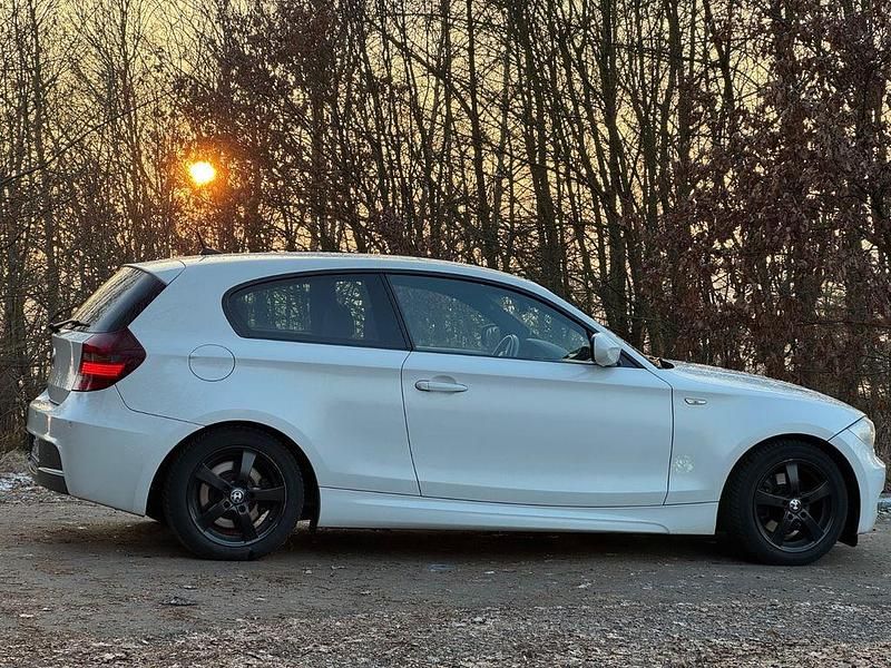 Gebraucht BMW 1M M Sport 143 PS (105 kW) 2011 Weiß Coupé