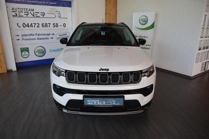Weiß Gebraucht 2023 Jeep Compass SUV | 23.990 € (Guter Preis) - Bild 1/2