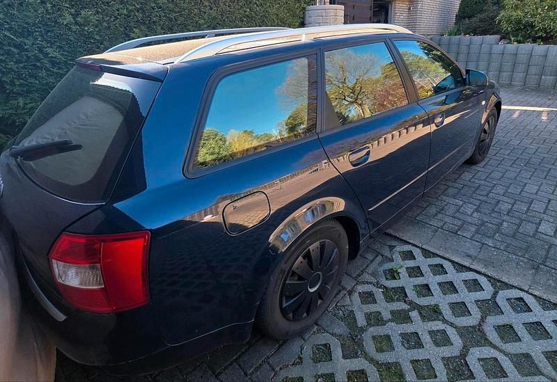 Gebraucht Audi A4 130 PS (95 kW) 2004 Blau Kombi