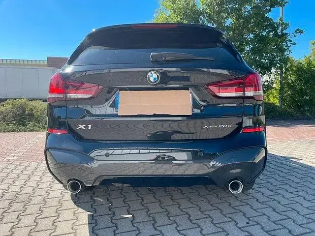 Gebraucht BMW X1 M Sport 190 PS (139 kW) 2021 Schwarz SUV