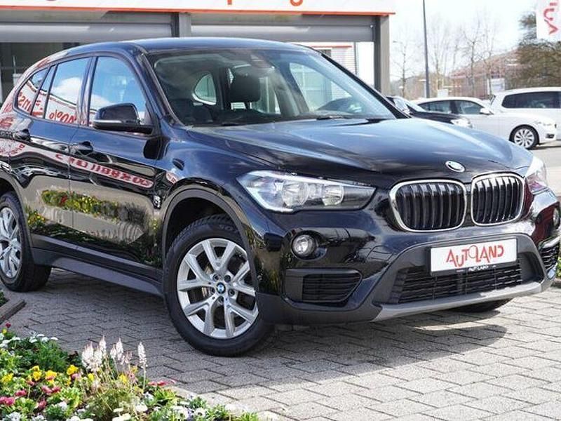 Gebraucht BMW X1 Advantage 140 PS (102 kW) 2019 Schwarz SUV