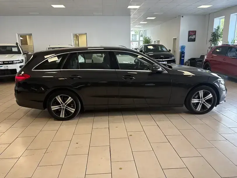 Gebraucht Mercedes C300e 313 PS (230 kW) 2023 Grau Kombi
