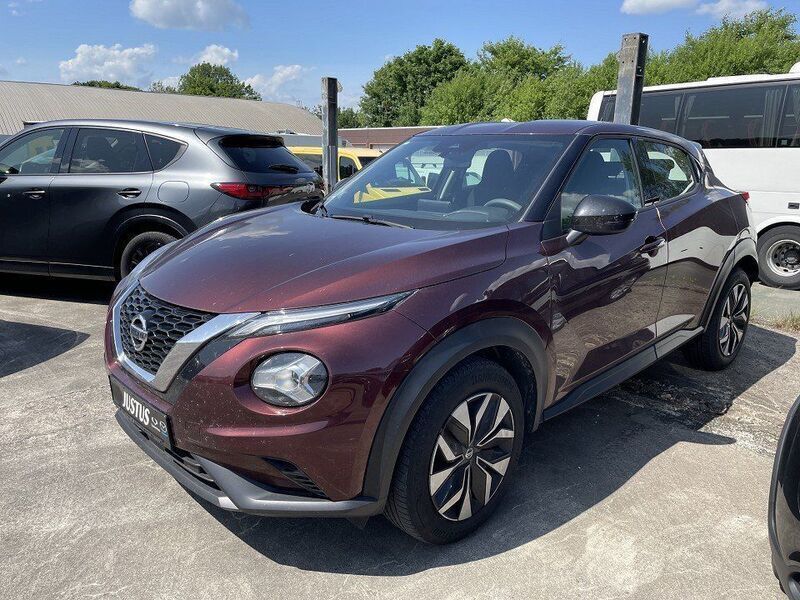 Dk red tp nbq (metallic) Gebraucht 2021 Nissan Juke Acenta SUV | 15.990 € (Superpreis) - Bild 1/4