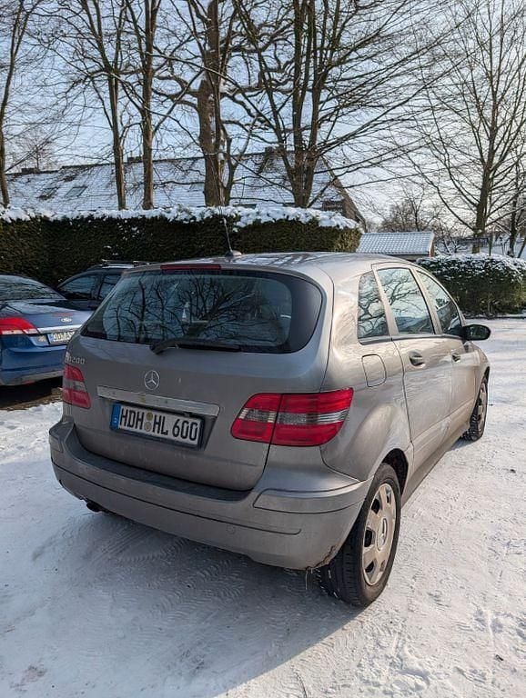 Gebraucht Mercedes B200 136 PS (100 kW) 2006 Van / Kleinbus