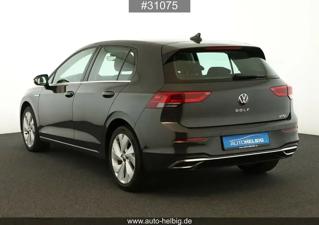 Usata VW Golf VIII Style 150 CV (110 kW) 2024 Grigio Berlina
