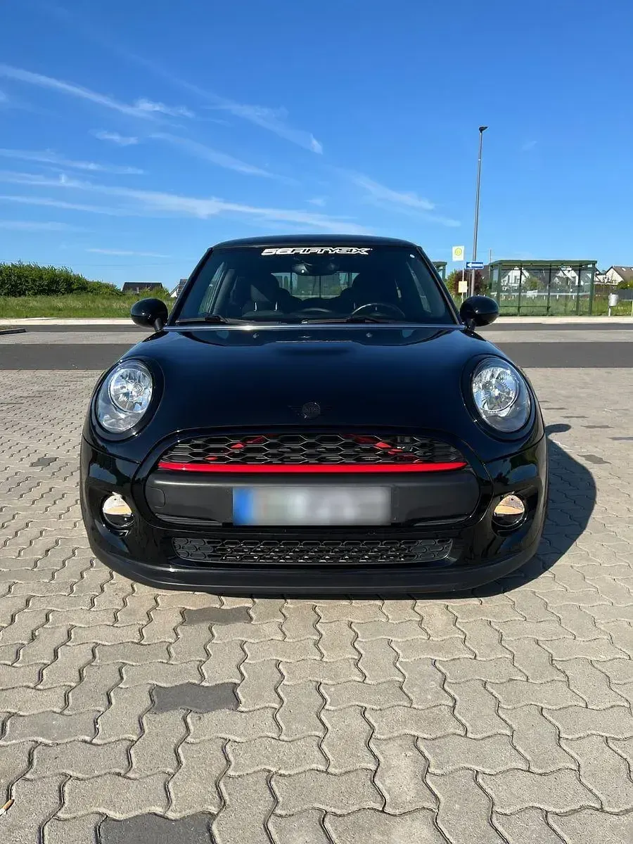 Usata Mini ONE 102 CV (75 kW) 2018 Nero Utilitaria