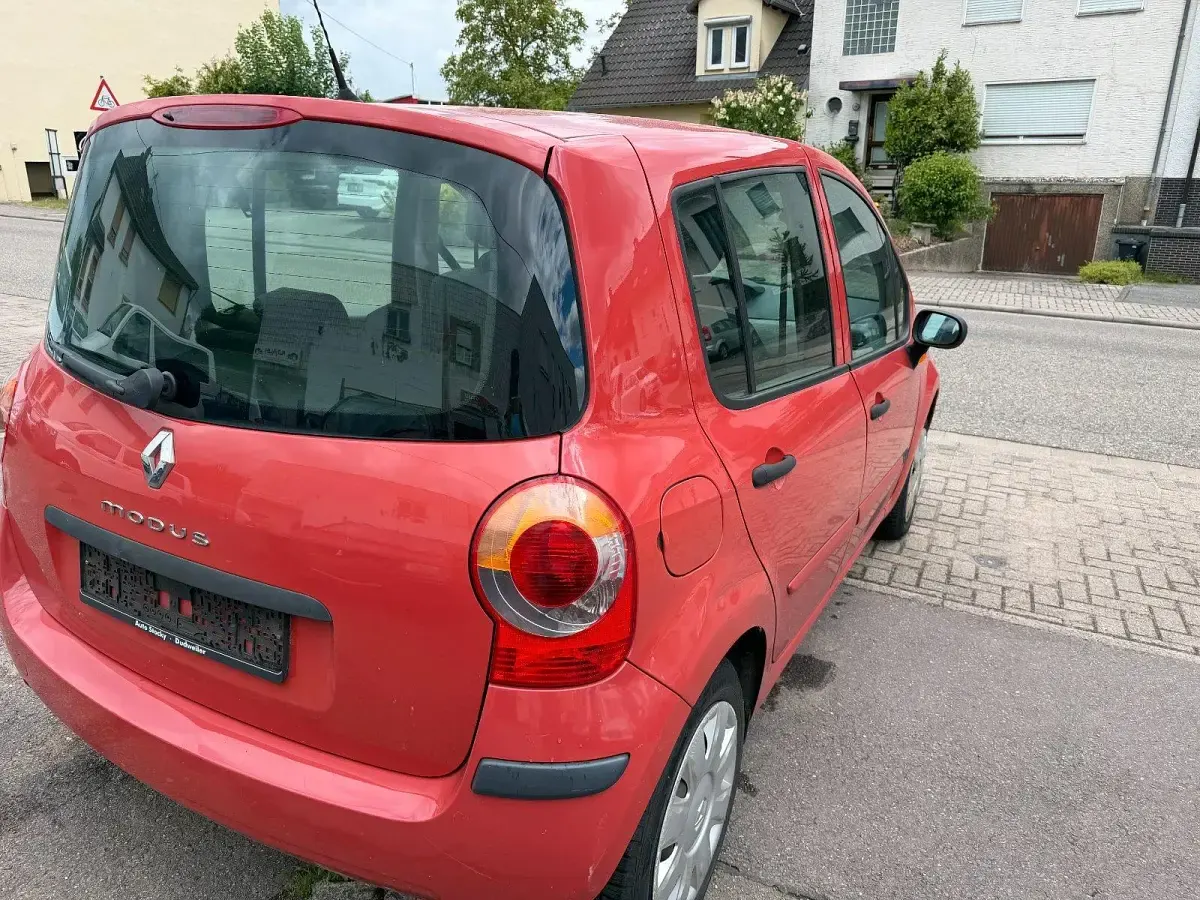 Gebraucht Renault Modus 65 PS (47 kW) 2005 Rot Van / Kleinbus