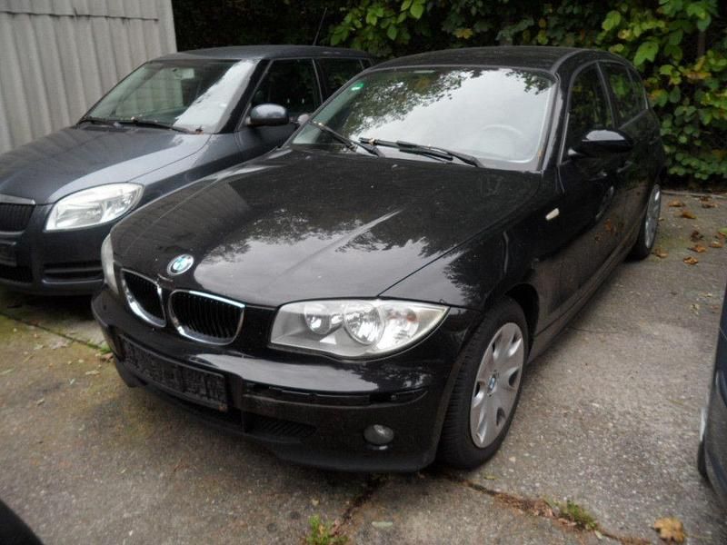 Schwarz Gebraucht 2006 BMW 116 Kleinwagen | 999 € (Guter Preis) - Bild 1/4