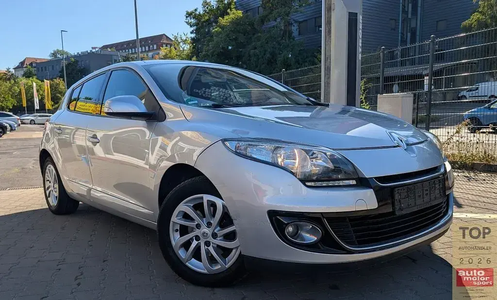 Gebraucht Renault Mégane III 110 PS (80 kW) 2012 Grau Limousine