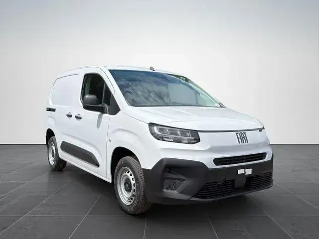 Neu Fiat Doblò 101 PS (74 kW) 2026 Weiss Van / Kleinbus